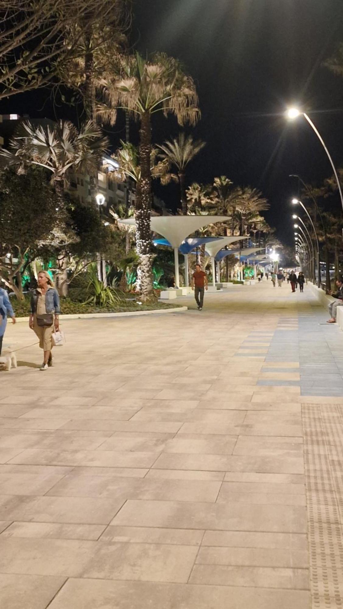 Estepona Playa Exteriör bild